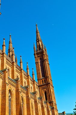 ünlü markt kirche Wiesbaden'da, neo-Gotik Bina Tuğla