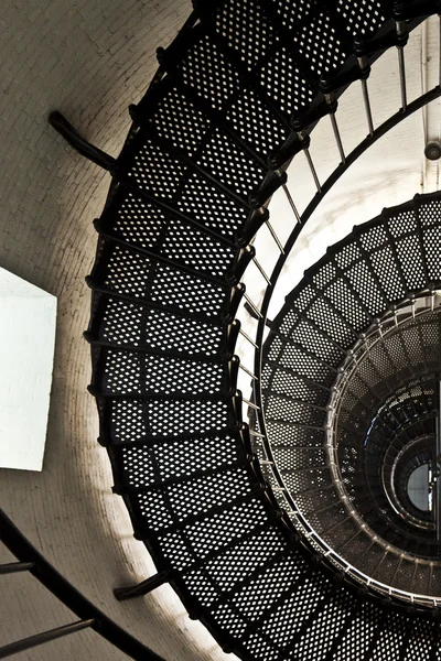 Красивые лестницы на маяке — стоковое фото