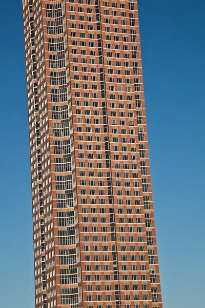 Πρόσοψη του ουρανοξύστη — Φωτογραφία Αρχείου