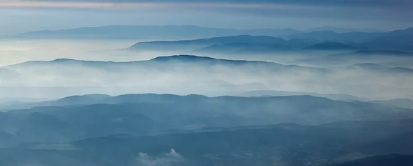 Вид з повітря на Альпи — стокове фото