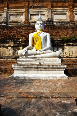 wat yai chai mongkol ayutthay Tapınağı'nda Buda heykelleri