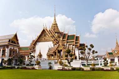 Phra Tinang Aporn Phimok Prasat Pavillion in the Grand Palace clipart