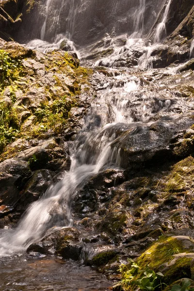 美しい自然の滝 — ストック写真