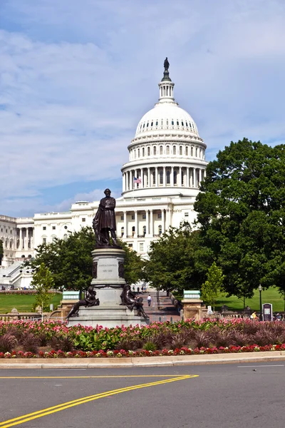 Капитолий в Вашингтоне — стоковое фото