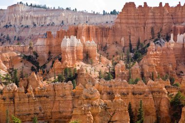 güzel manzara muhteşem taş forma ile bryce canyon