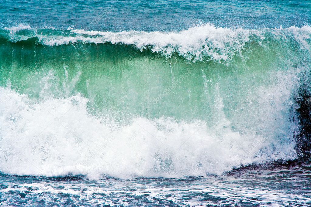 Heavy waves at beach