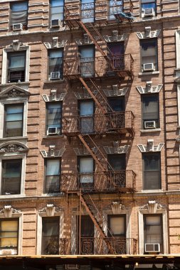 yangın merdiveni downtown new York'taki eski evleri