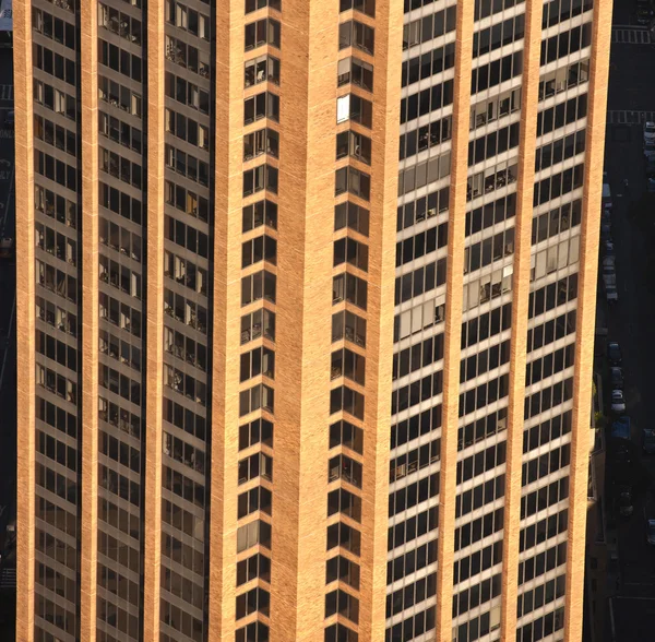 Gevel van de wolkenkrabber in new york — Stockfoto