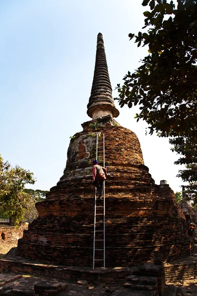 Famosa zona del templo Wat Phra Si Sanphet, Palacio Real de Ajutthay — Foto de Stock