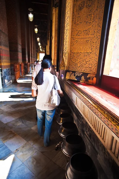 El gigante Buda Reclinado en Wat Pho, Tailandia — Foto de Stock