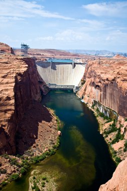 Sayfadaki Glen Canyon Barajı