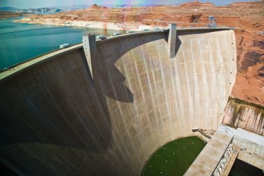 Sayfadaki Glen Canyon Barajı