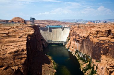 Sayfadaki Glen Canyon Barajı