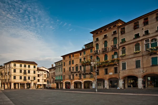 Romantic Market place at old town Bassano del Grappa in early m — Stock Photo, Image