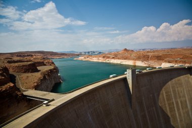 Sayfadaki Glen Canyon Barajı