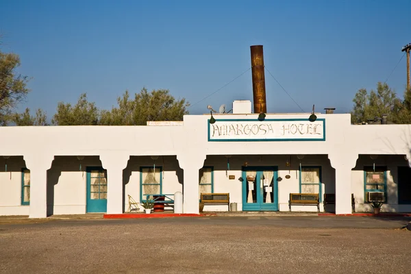 Hotel en pueblo "Death valley Junction" an old Borax Mining sp — Foto de Stock