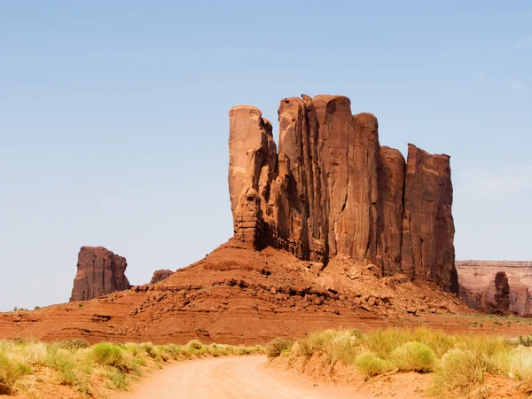Monument Valley ünlü doğal butte — Stok fotoğraf