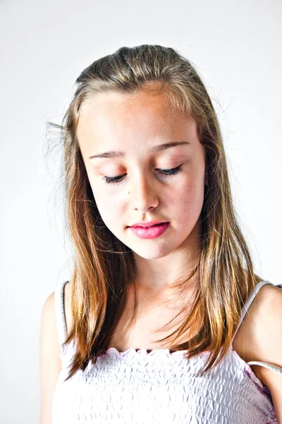 Sevimli genç genç kız portresi — Stok fotoğraf