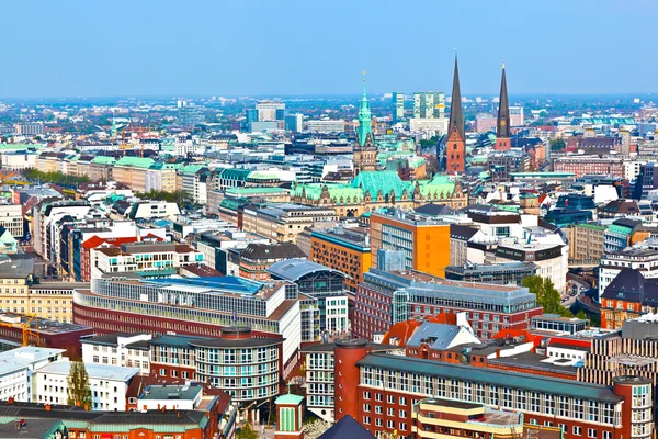 Stadtbild von Hamburg vom berühmten Turm michaelis — Stockfoto