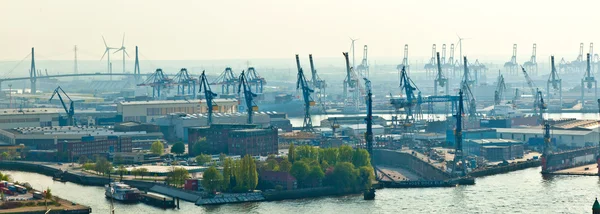 Paisaje urbano de Hamburgo desde la famosa torre Michaelis — Foto de Stock