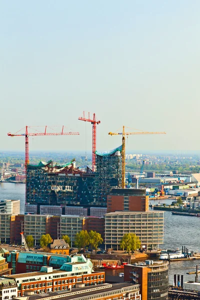 Paysage urbain de Hambourg depuis la célèbre tour Michaelis — Photo