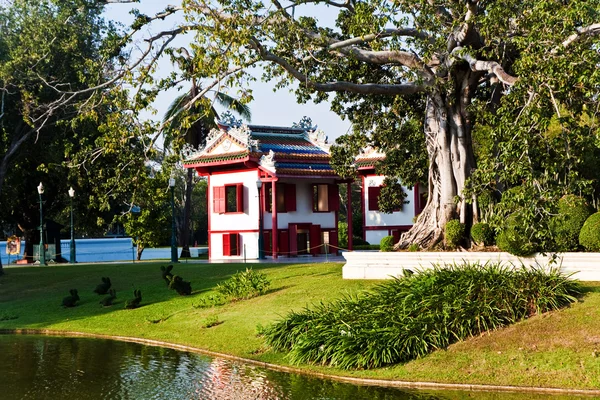 Güzel binalar ve sommerpalace Park'ta bang pa — Stok fotoğraf