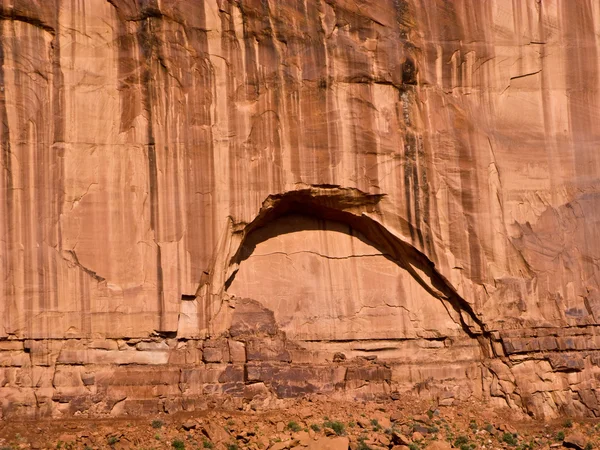 Hatalmas homokkő formáció, a monument Valley-ben a intensiv — Stock Fotó