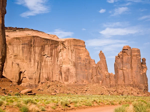 The Bird and the Hand Buttes are giant sandstone formations in t — Stock Photo, Image