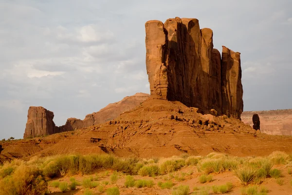 Den kamel butte är en jätte sandsten bildas i monumentet v — Stockfoto
