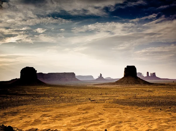 Giant Buttes, formations made of sandstone in the Monument vall — Stock Photo, Image