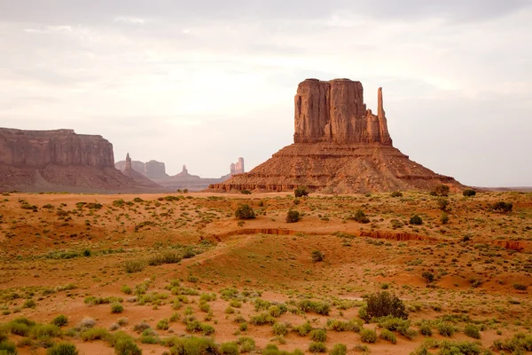 Meglepő táj, a monument valley, navajo nation, arizona — Stock Fotó