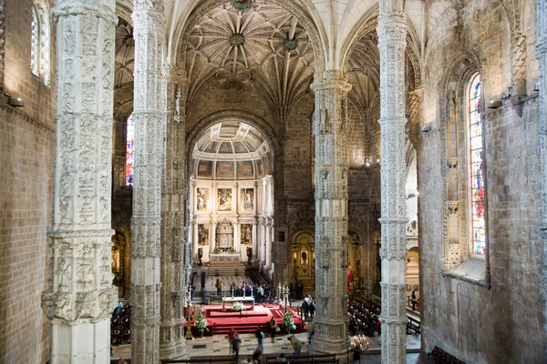 Santa maria lisbo a gyönyörű jeronimos kolostor-templom — Stock Fotó