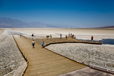 Badwater, ABD, mineraller ile karışık saltsee en derin noktası