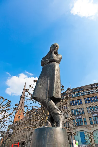 海因里希 · 海涅雕像在汉堡 — 图库照片