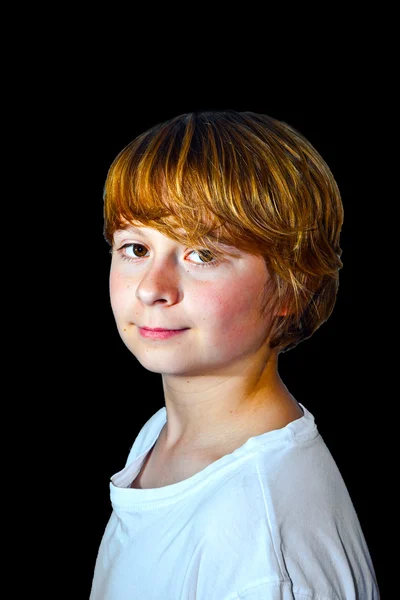 Porträtt av gullig pojke — Stockfoto
