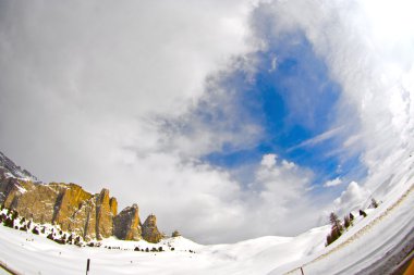 Dolomit dağlar, sella pass