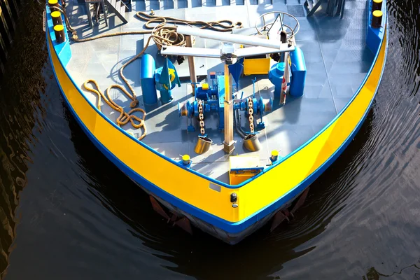 Ayrıntı teknenin iç su taşıma — Stok fotoğraf