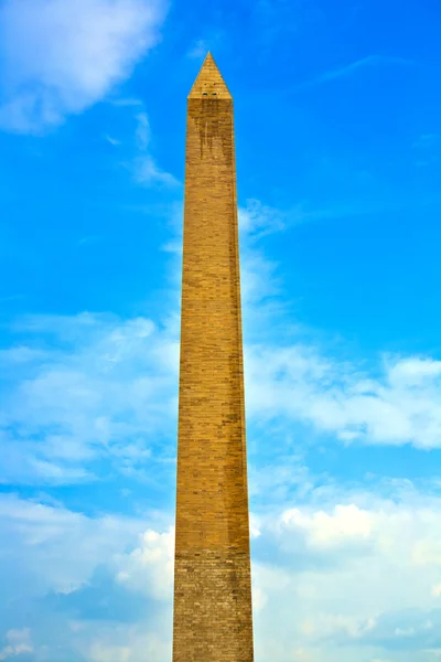 Washington Monument in the center of Washington DC — Stock Photo, Image