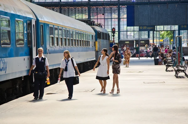 Weststation, Budapest, are waiting — Stock Photo, Image