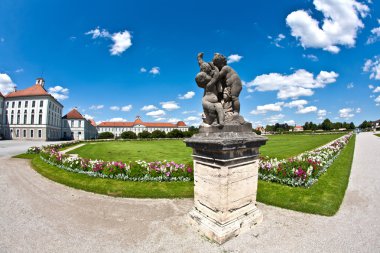 Nemfenburg Şatosu, Münih 'e park et.