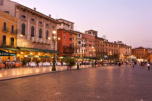 Piazza Bra na Ópera de Verona — Fotografia de Stock