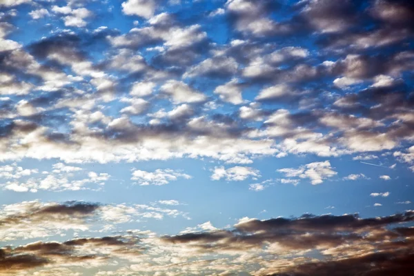 Paisagem nublada no céu — Fotografia de Stock