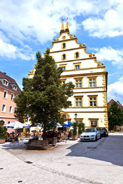 Seinsheim 城堡在中世纪小镇的马克特布赖特 — 图库照片