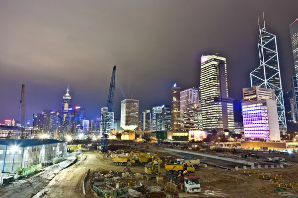 Weergeven tijdens hong kong haven laser show aan skyline van victoria — Stockfoto