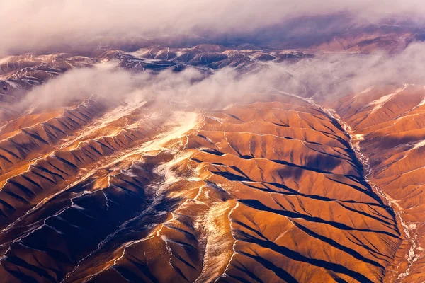 Himalaya Dağları güzel görünüme uçak — Stok fotoğraf