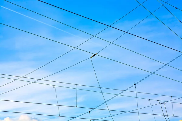 Catenary in winter at the station — Stock Photo, Image