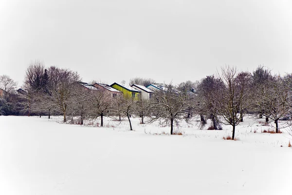 Asentamiento en paisaje de invierno —  Fotos de Stock