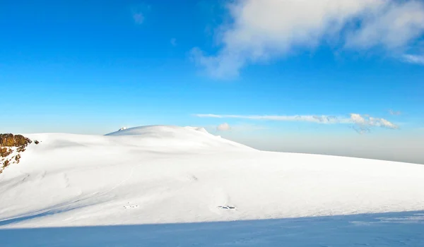 Kasbek, 카프카스의 거룩한 산을 보기 — 스톡 사진