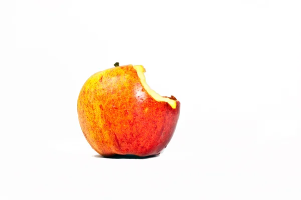 Izolované jablko s bite — Stock fotografie