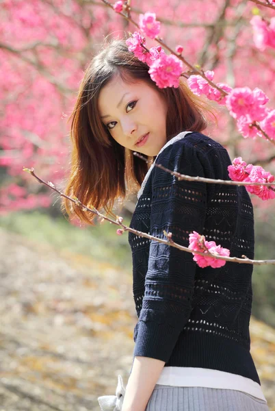 Молодая японка — стоковое фото